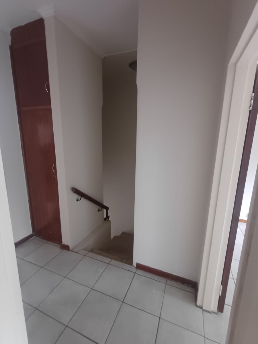 To Let 3 Bedroom Property for Rent in Queenstown Central Eastern Cape
